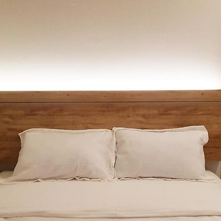 Oyo 90015 Platinum Guest House Медан Екстериор снимка